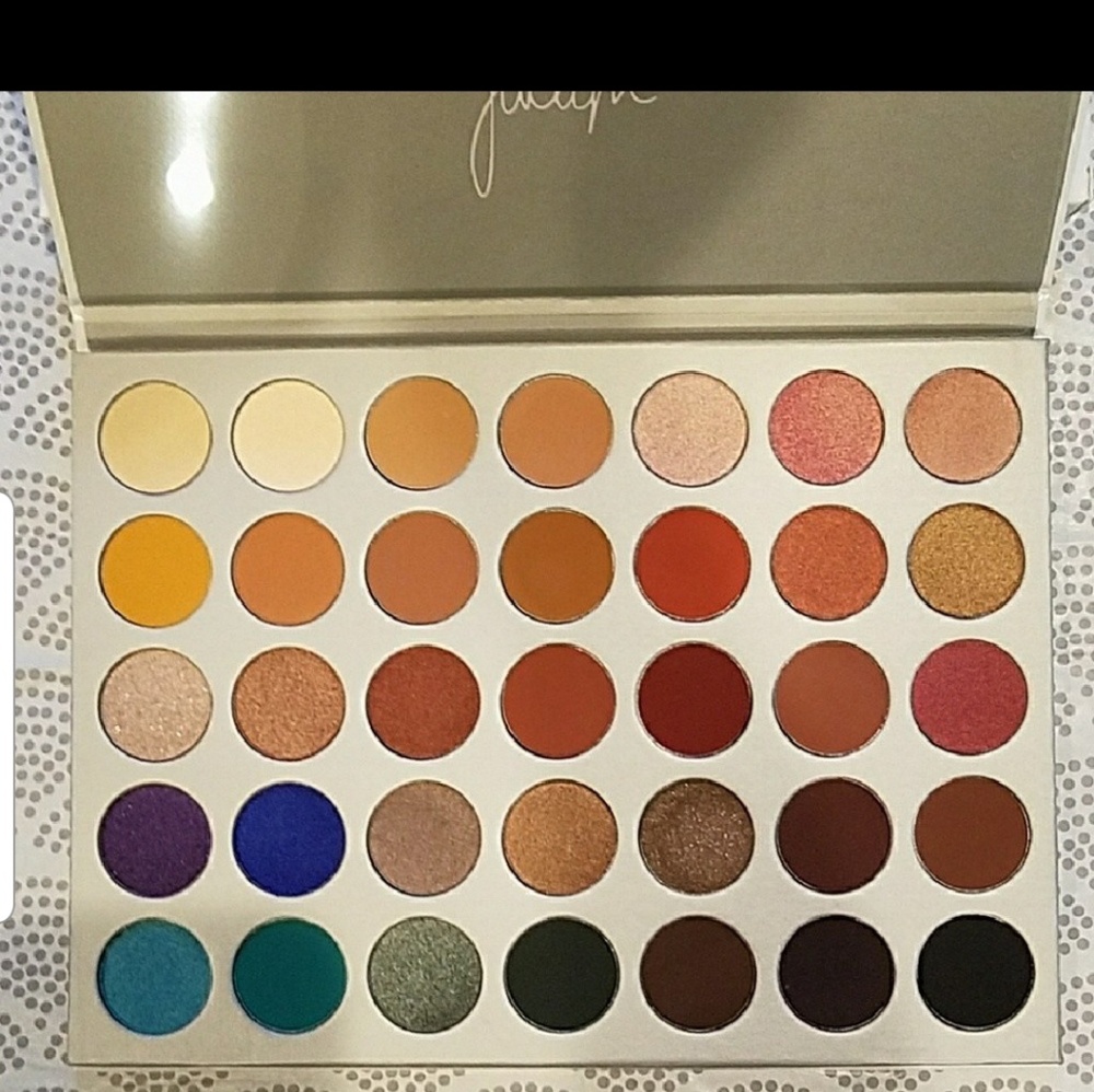 Morphe Jaclyn Hill Eyeshadow Palette